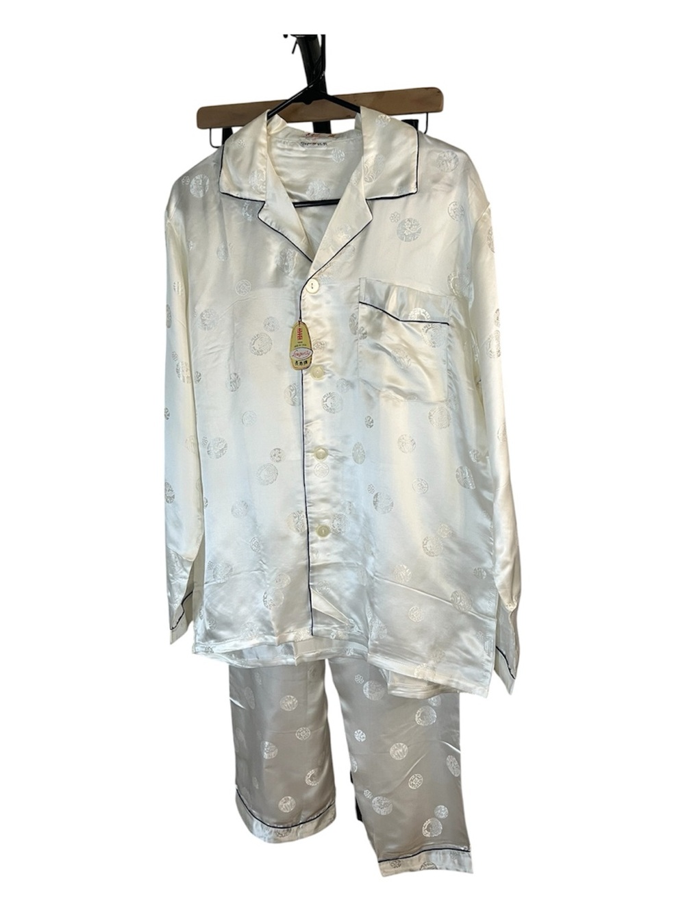 Women/Men Vintage NWT Asian Longevity Silk White Pajama Set with Contrast Piping